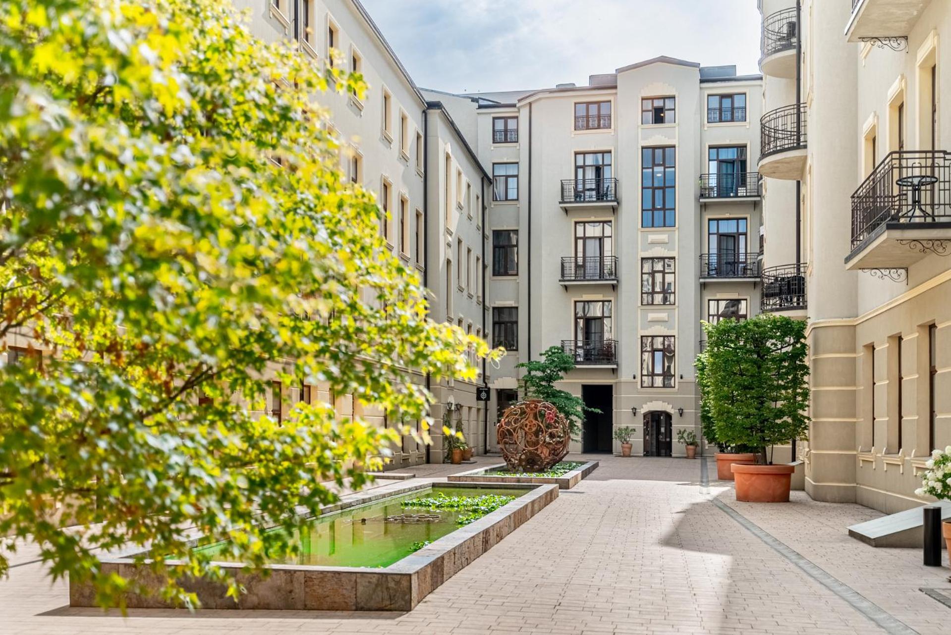 Gold City Point Piotrkowska 37 وودج المظهر الخارجي الصورة